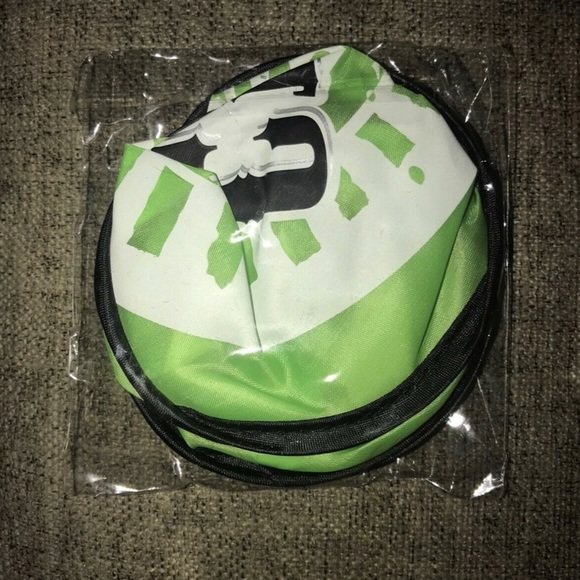 Miller Chill Beer Brewery RARE Collectible Collapsible Foldable Green Frisbee - Picture 2 of 6